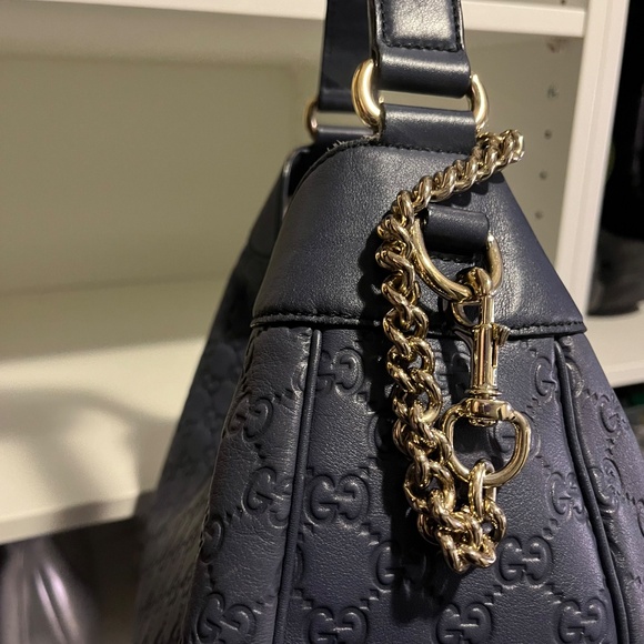 Authentic Vintage Gucci Bag - Picture 7 of 9